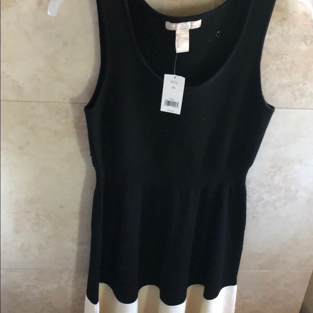 Black and white bottom dress